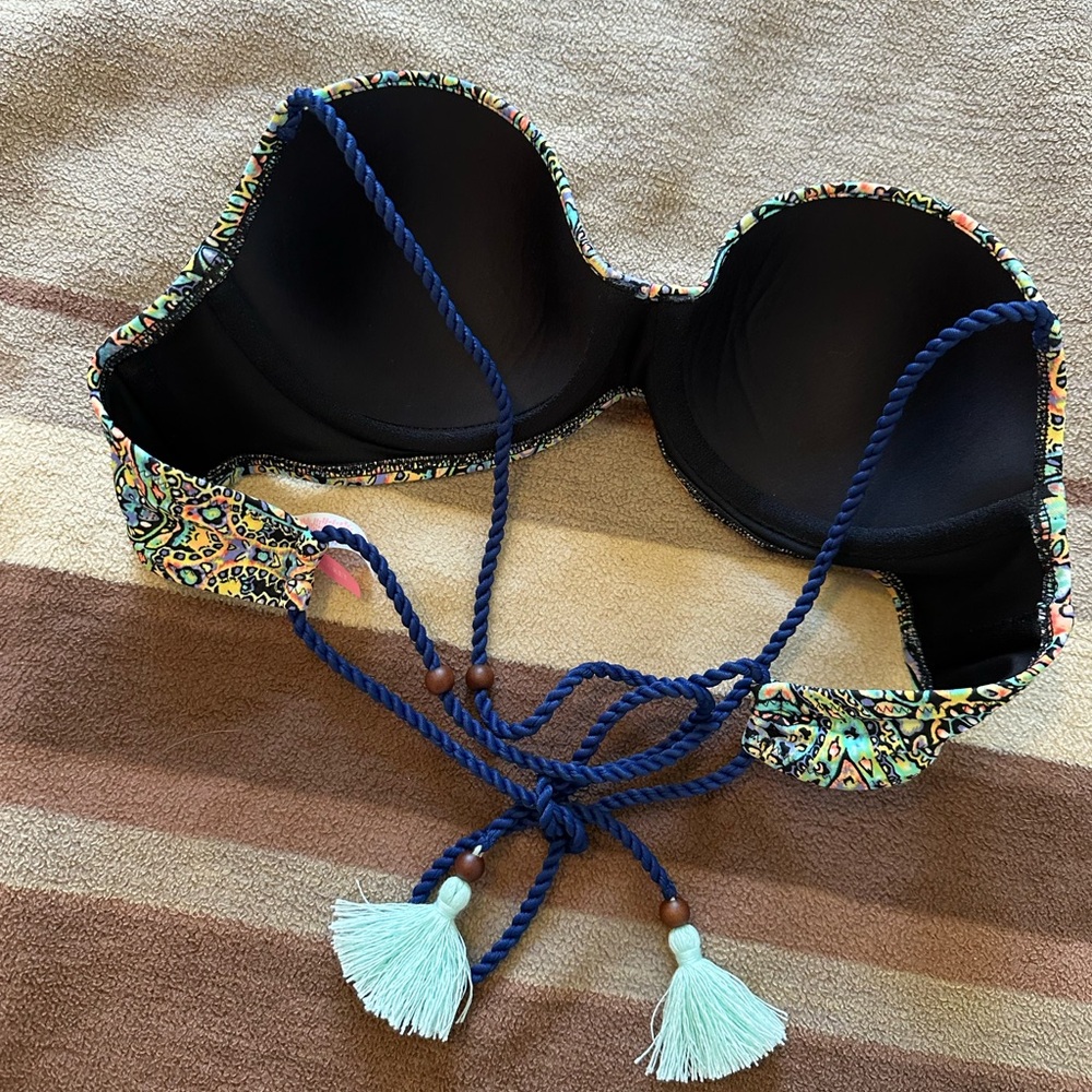 Colorful Patterned Bikini Top - Picture 3 of 5